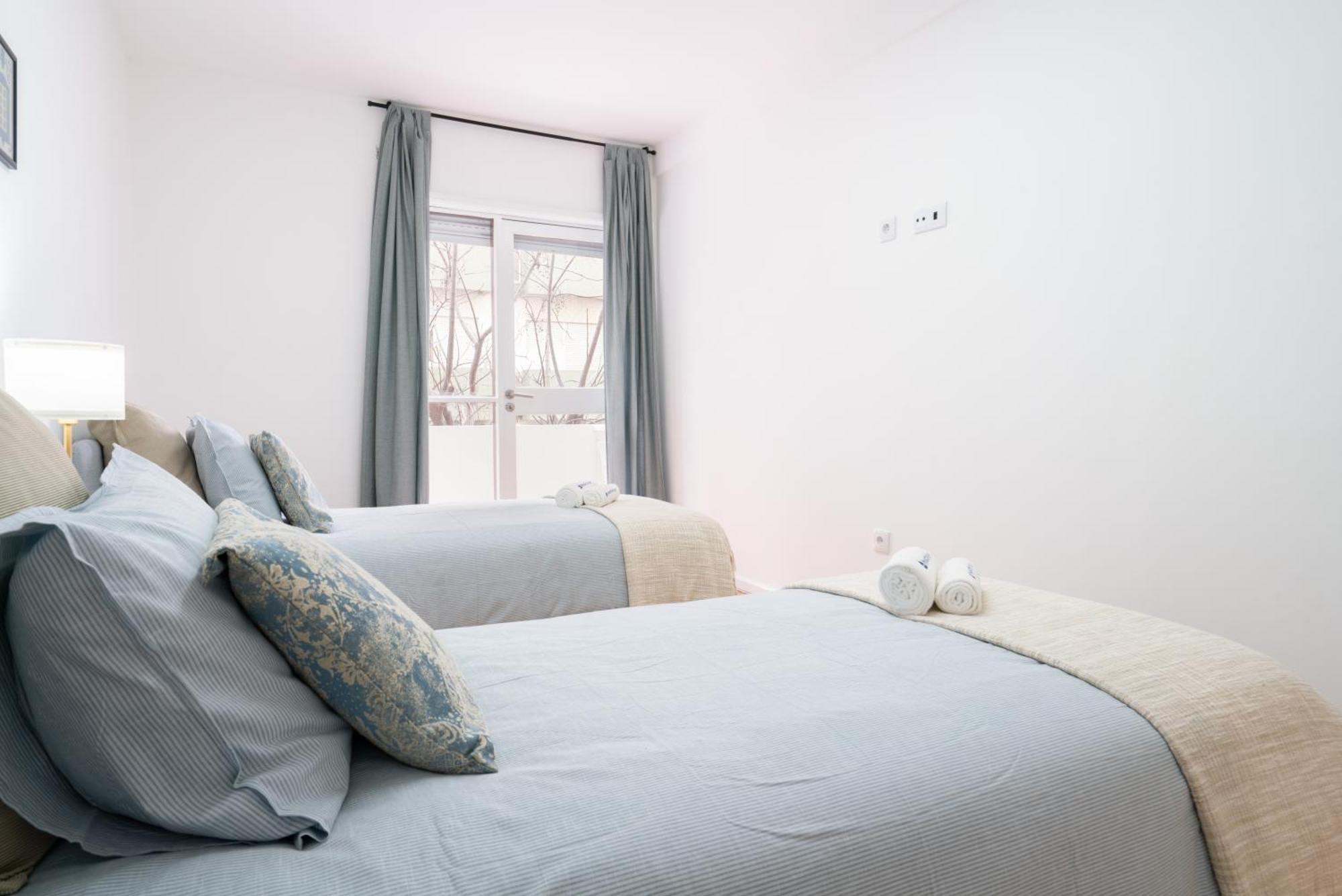 Host Wise - Spacious Fresh Flat W Terrace - Near Sea Espinho  Eksteriør billede